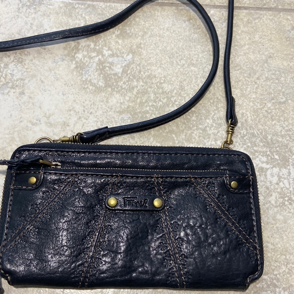 Fossil Genuine Leather Crossbody Wallet